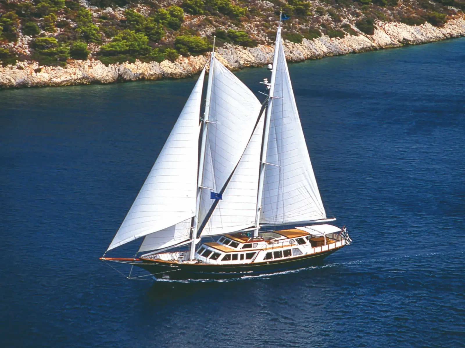 yacht_rental_in_greece