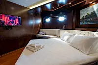 contact-yachts-casa-dell-arte_0014