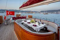 contact-yachts-casa-dell-arte_0045