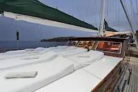 contact-yachts-ecce-navigo-023