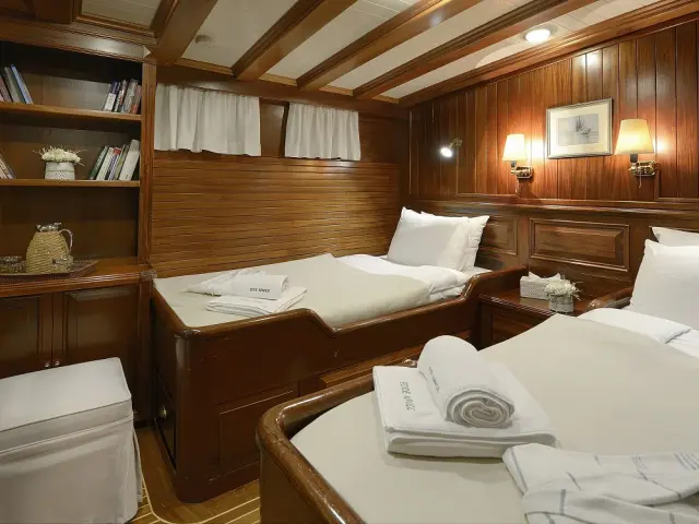 contact-yachts-ecce-navigo-046