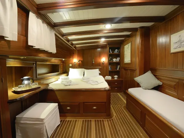 contact-yachts-ecce-navigo-051