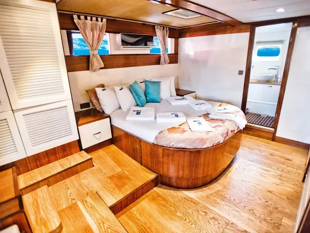 MASKE II gulet for rent in Turkey for 12 people | Beautiful design, 2 Master cabins, Great crew