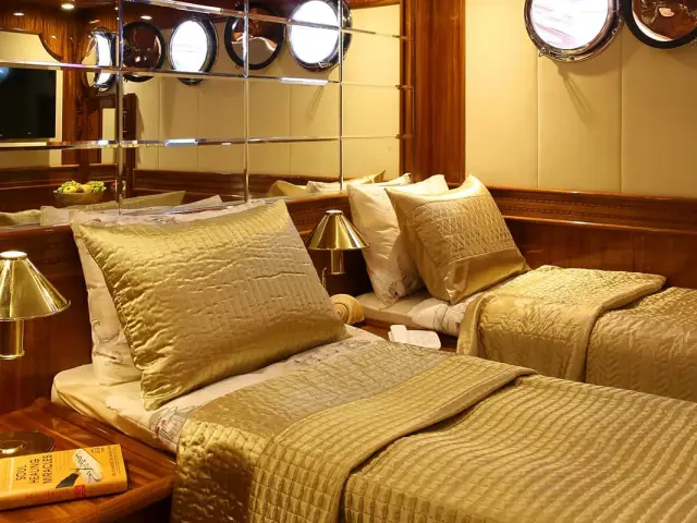 Luxury gulet QUEEN ATLANTIS for charter in Turkey and Greece
