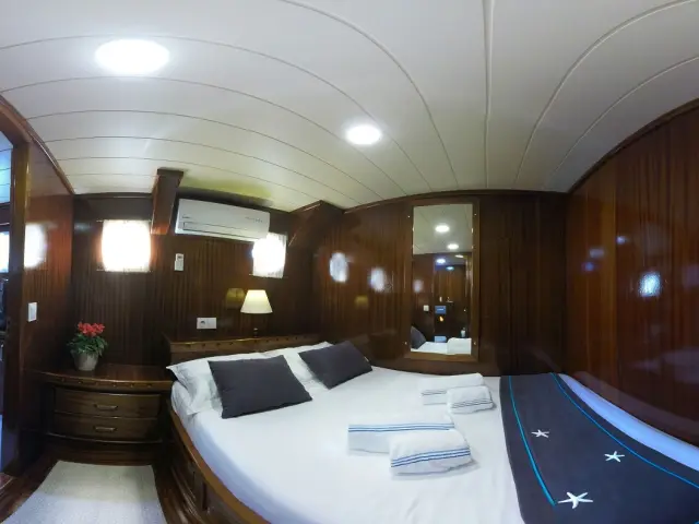 contact-yachts-victoria-015