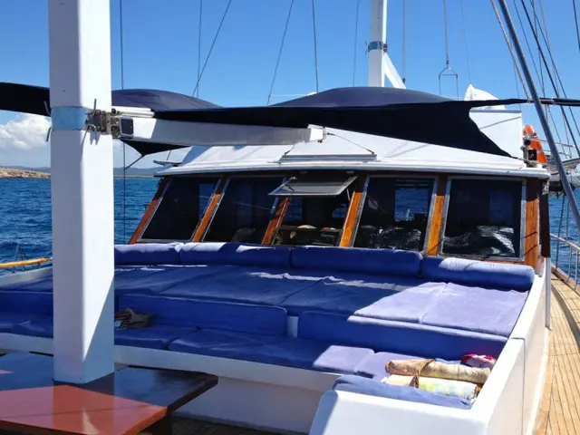 Croatia sailing trips with gulet VITO | 6 cabins for 12 guests for charters in Split