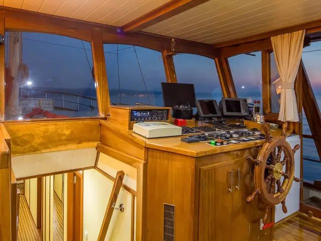 Happy charters with professional crew | gulet ALTAIR