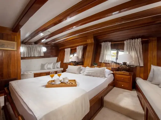 andi_star_master_cabin