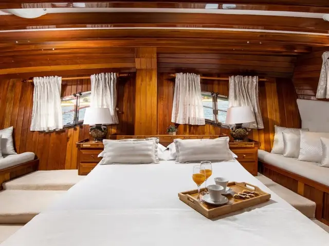 andi_star_master_cabin_2