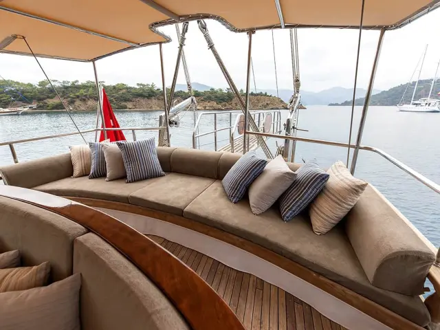 Marmaris yacht charters with CEYLAN gulet in Turkey