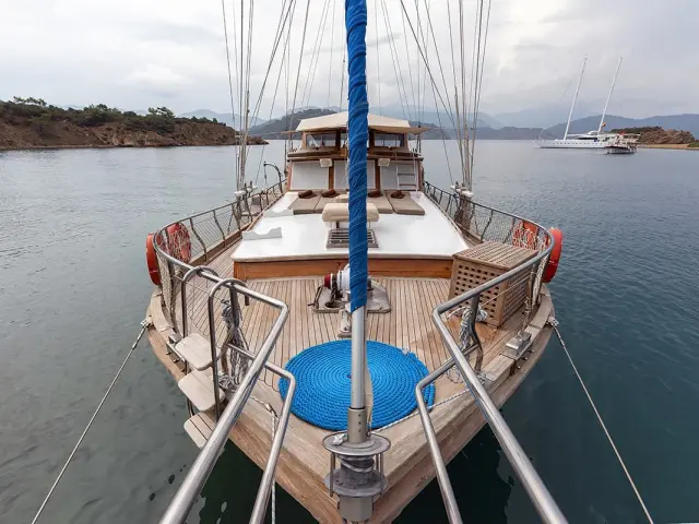 Bodrum yacht charters with CEYLAN gulet in Turkey