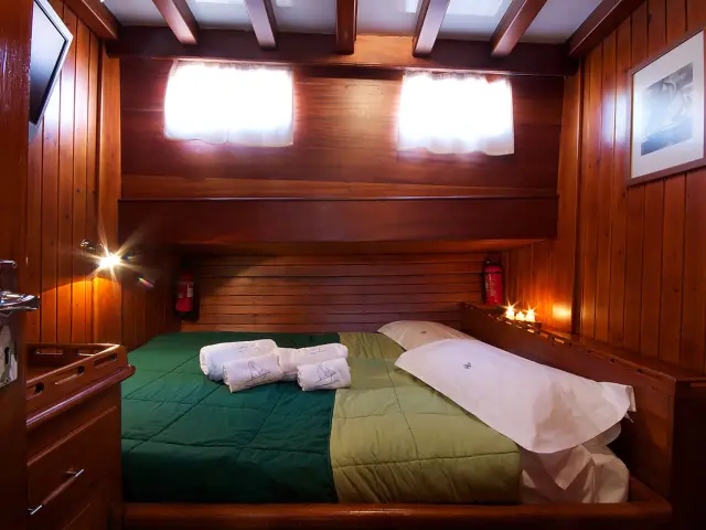 DERIYA DENIZ gulet  for cruises in Italy| Visit Naples, Sicily