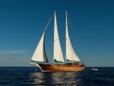 Sail in Italy with DERIYA DENIZ gulet | Visit Naples, Sicily