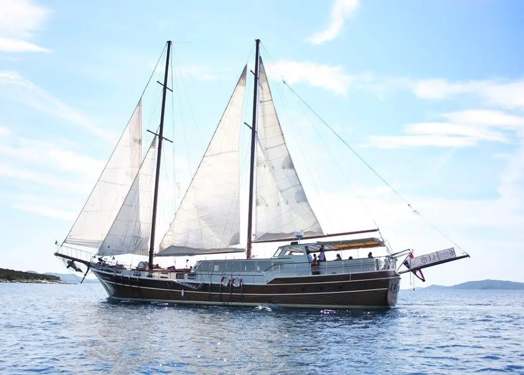Gulet GARDELIN | The best for Croatia island holidays and exploring crystal clear sea in summer