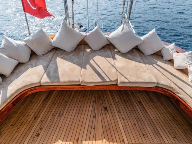 gulet-amazon-solo-001