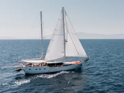 gulet-beyaz-lale-010-1