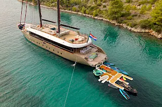 anetta22